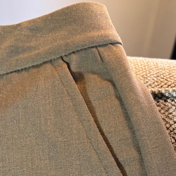 Old Navy Brand Essential Stretch Dress Pant - size 6 - Picture 2 of 15